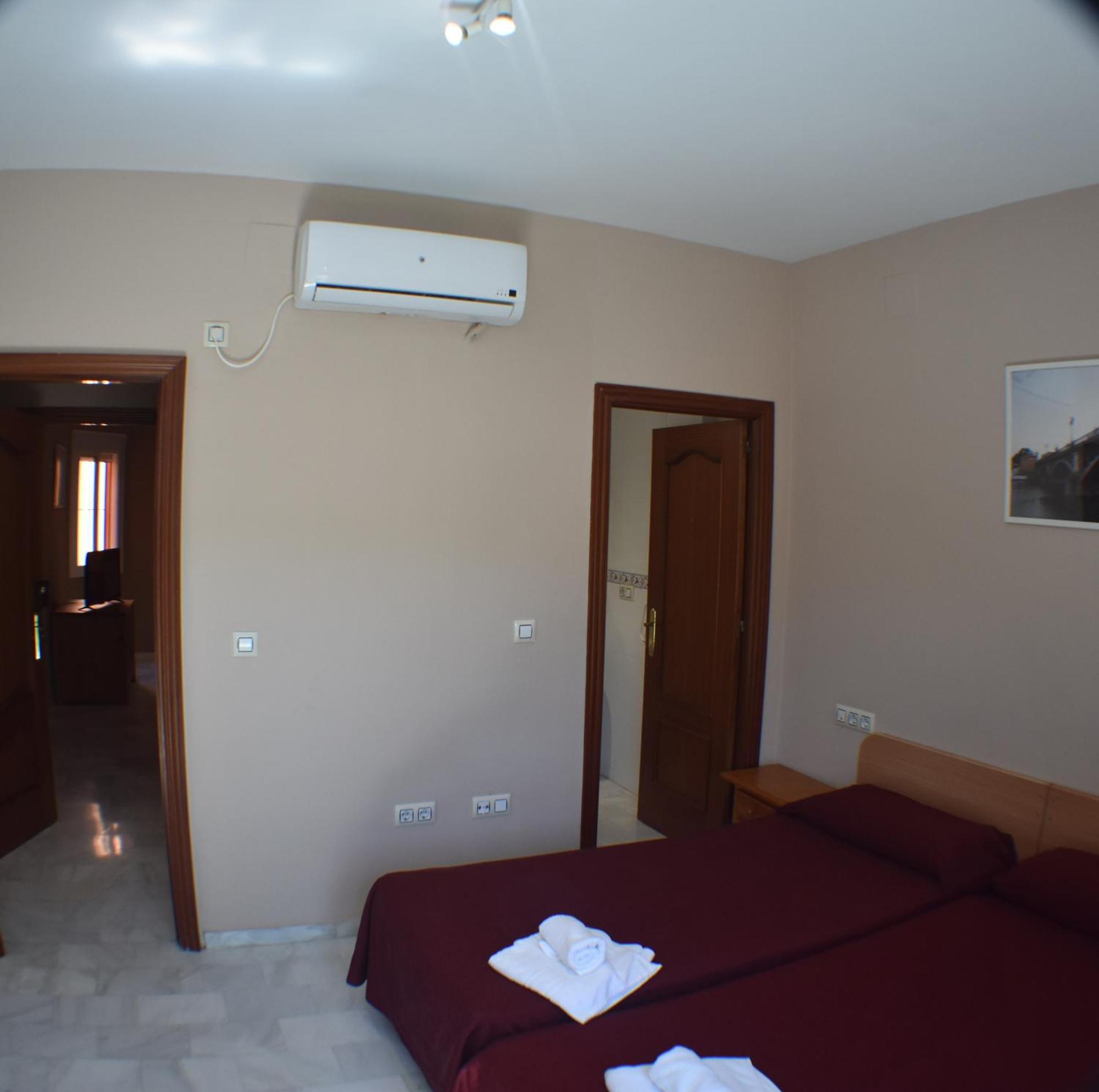 Hostal Alamare Sevilla Eksteriør bilde