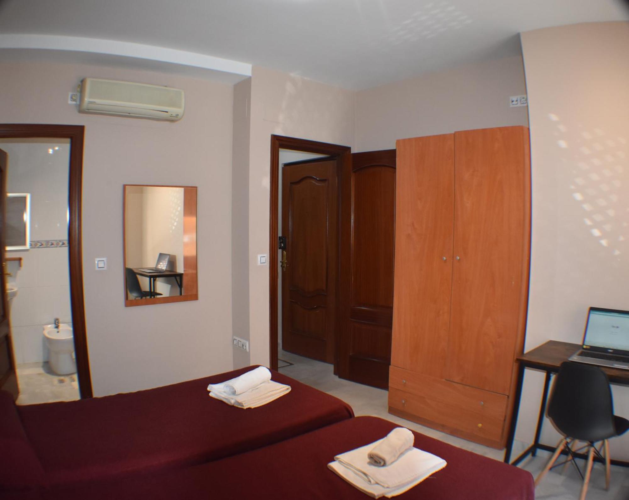 Hostal Alamare Sevilla Eksteriør bilde