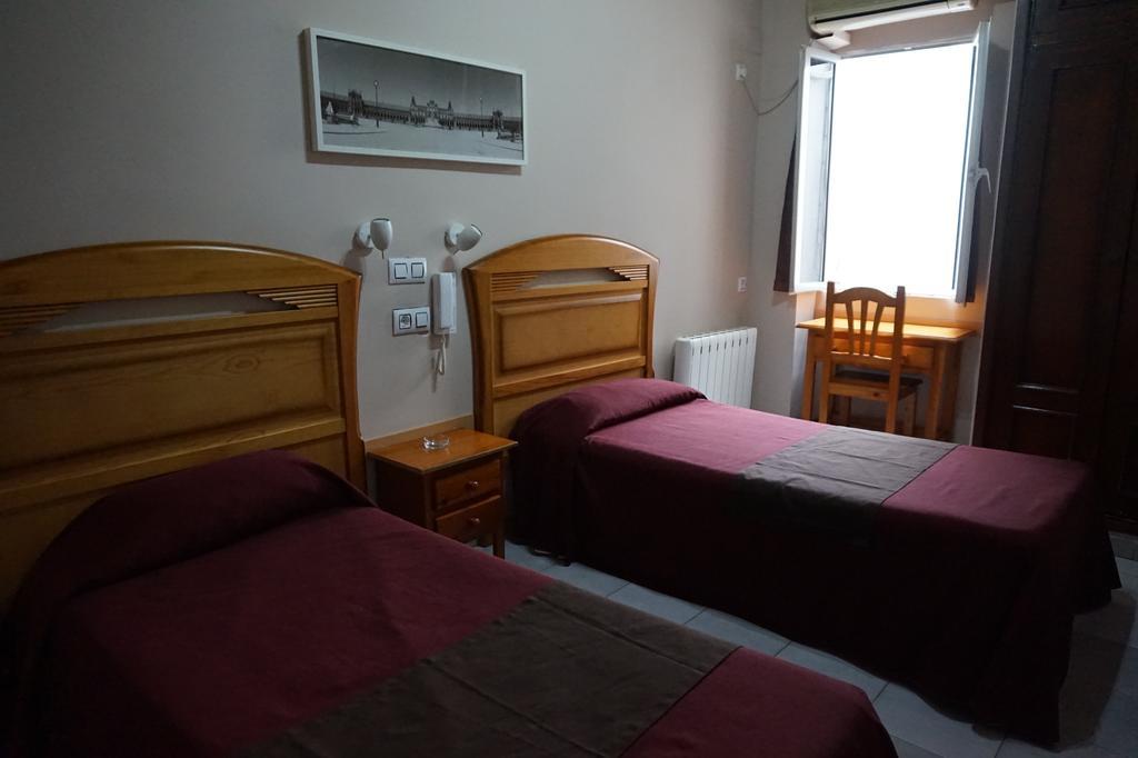 Hostal Alamare Sevilla Eksteriør bilde