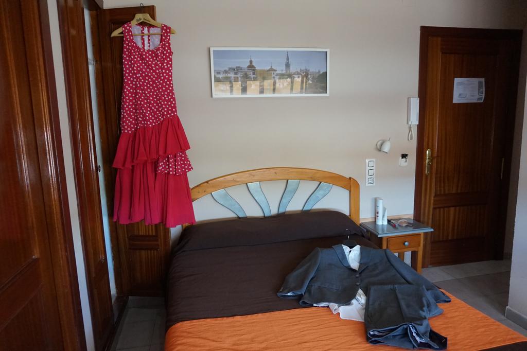 Hostal Alamare Sevilla Eksteriør bilde