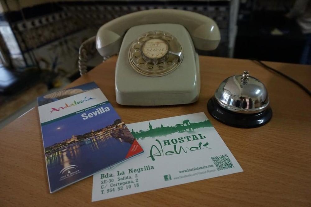 Hostal Alamare Sevilla Eksteriør bilde